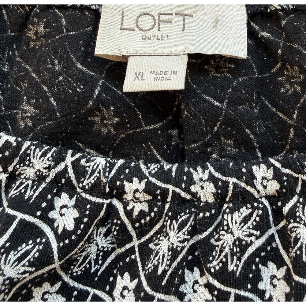 Loft Outlet Peasant Top Puff Sheer Sleeve Womens Size XL Black White Floral Boho - Picture 3 of 8